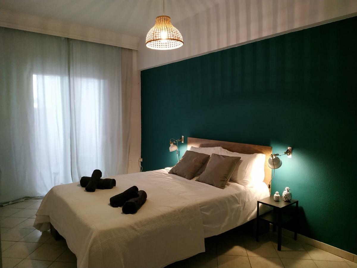 Bright Apartment Steps From The Sea Tesalónica Exterior foto